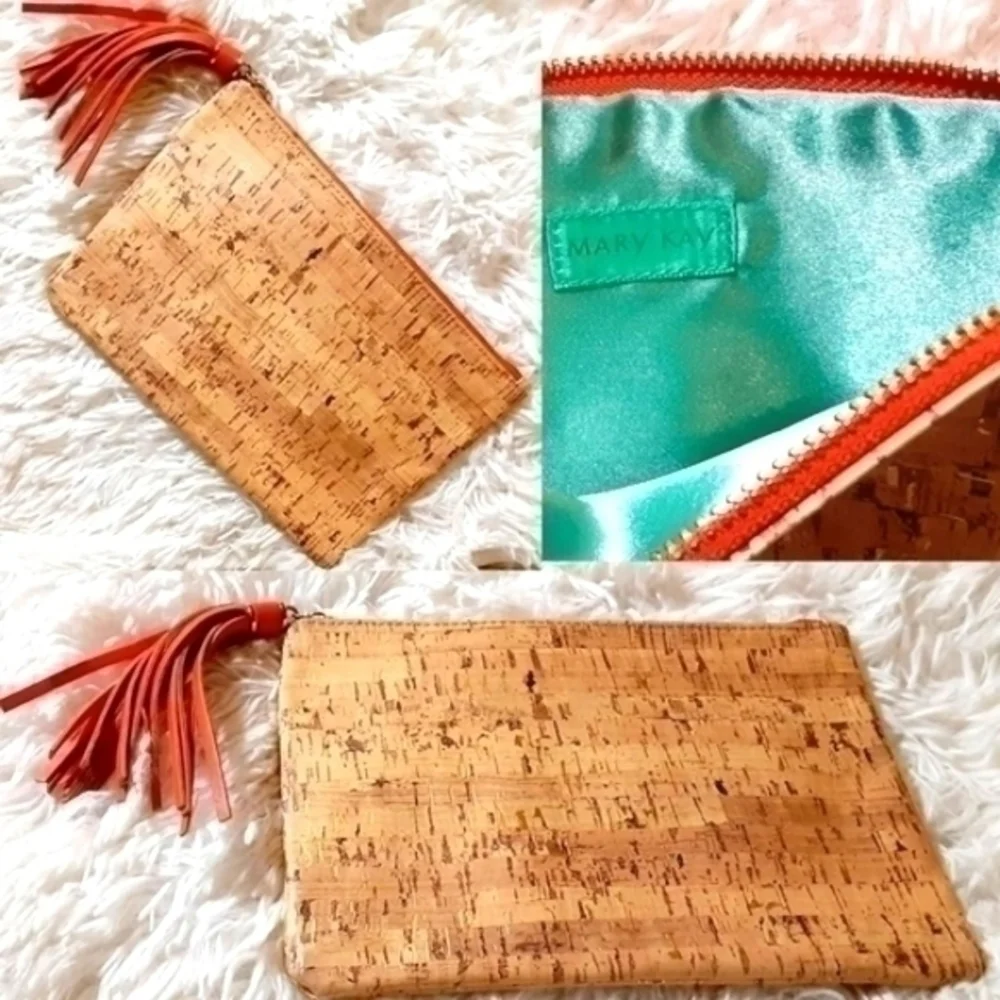 Mary Kay Faux Cork Make-Up/Accessories Clutch